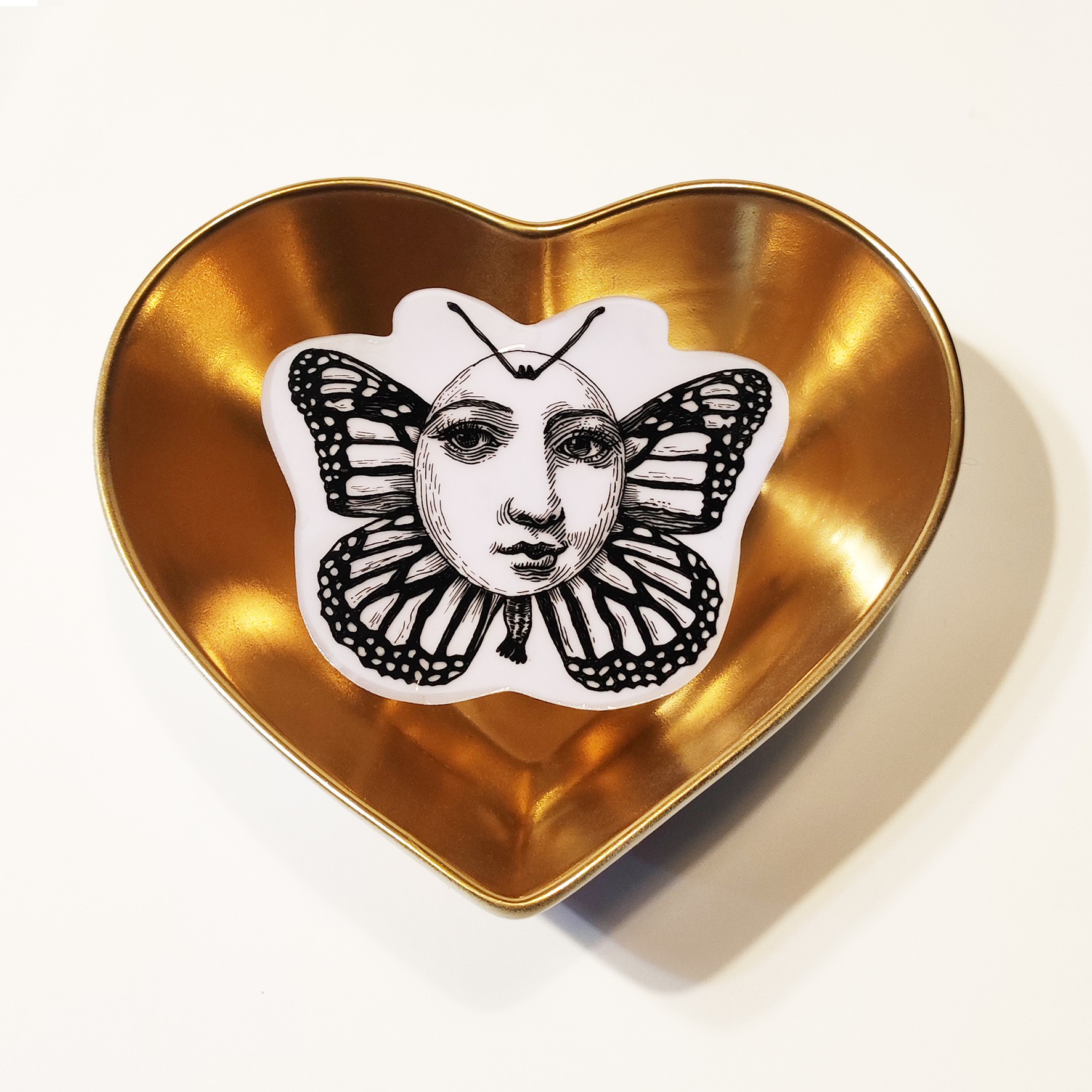 Miss butterfly sculpture elia pagliarino mdf